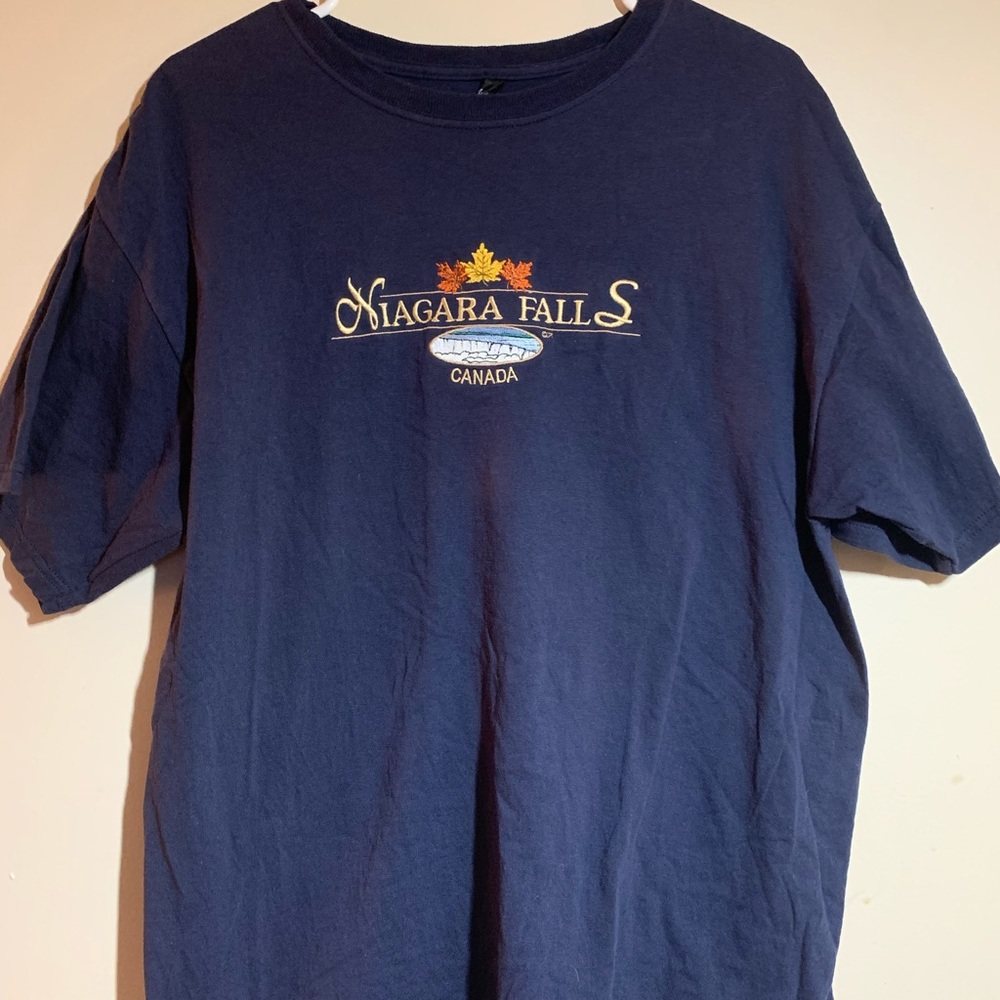 Embroidered Niagara Falls T-shirt